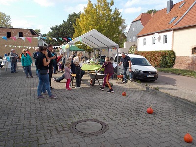 Schubkarren rennen in Mötzlich