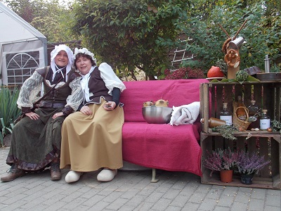 Mittelalterkostüme bei unserem gelungenen Mittelalterfest in Mötzlich