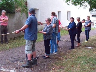 Tauziehen bei den Mötzlicher Wasserspielen